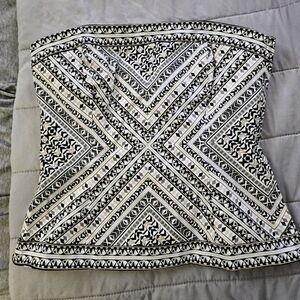 White House Black Market Black and White Geometric Strapless Top Size 2